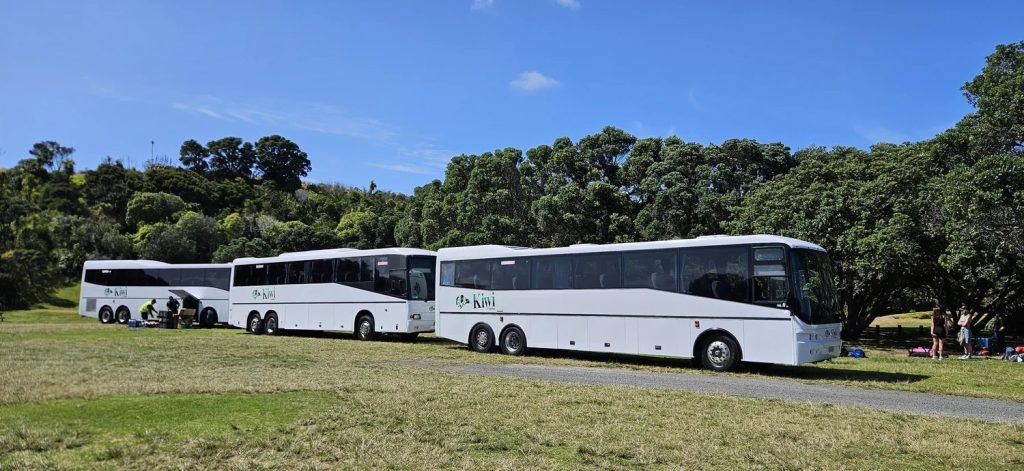 kiwi-coaches-transaction-01